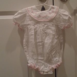 *EUC* GORGEOUS embroidered bubble